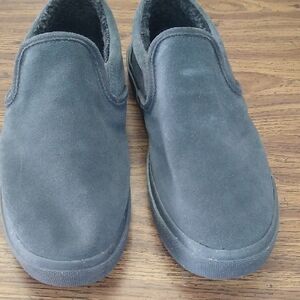 Minnetonka Mens Gray Suede Slip-On Loafers with Elasticized Opening Size 10